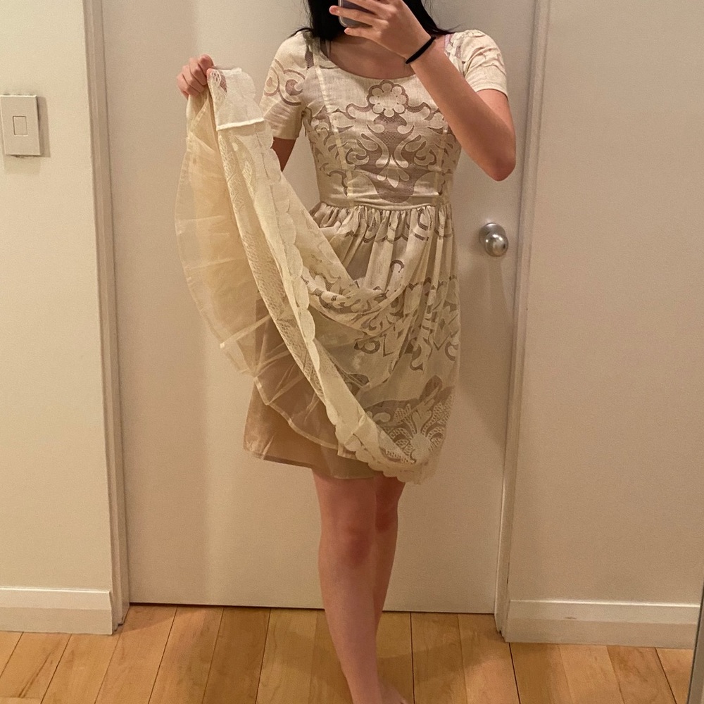 Vintage Cream Lace Midi Dress